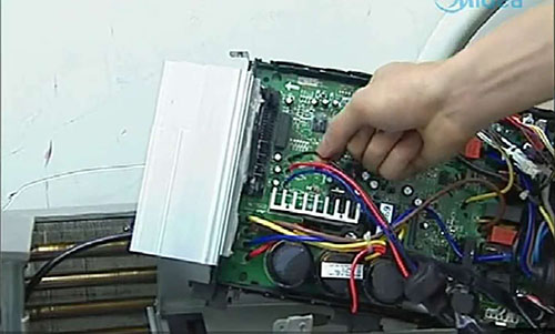 西陵美的空调电话是多少